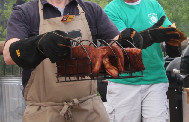 Steven Raichlen's Best of Barbecue Rib Rack & Suede Gloves