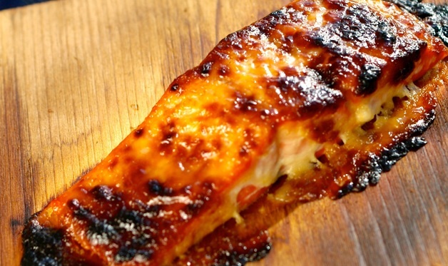 planked salmon mustard dill sauce