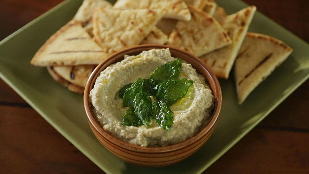 Steven Raichlen's Project Smoke Episode 105 How to Smoke When You