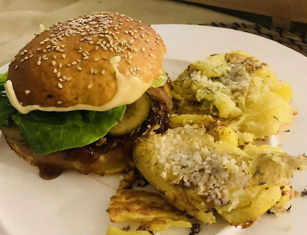 Pulled Pork Burger