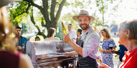 Outdoor Friendsgiving – Bring Your Traditions Outside