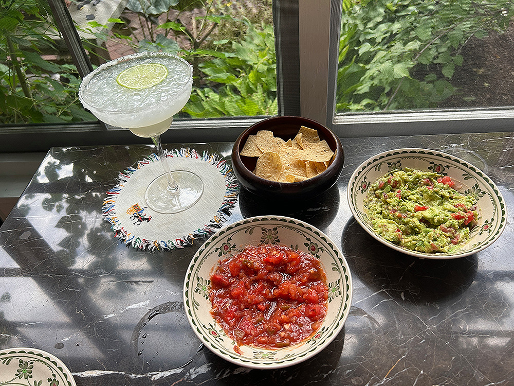 Cocktail Chips Salsa