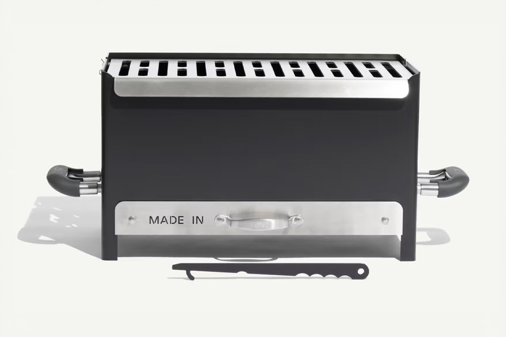 Tailgating Essentials 2026: Gear for Game Day Grilling