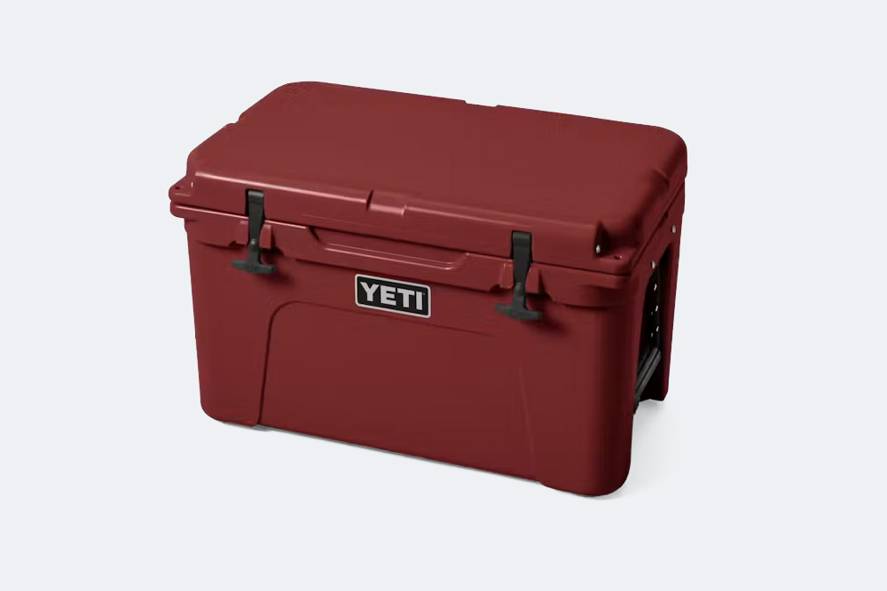 Tailgating Essentials 2026: Gear for Game Day Grilling